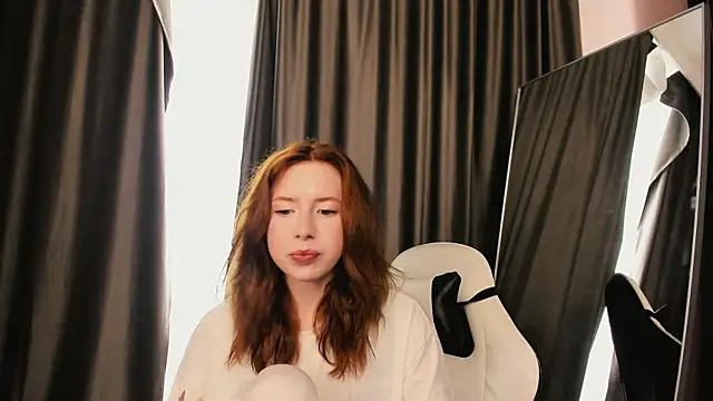 Snapshot of StellaBev chatting on April 15, 2026, 8:20 pm StellaBev online show from April 15, 2026, 8:20 pm