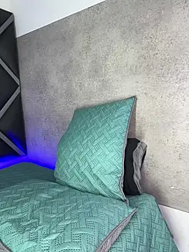 Snapshot of Lucian-greyy chatting on February 24, 2026, 4:10 am Lucian-greyy online show from February 24, 2026, 4:10 am