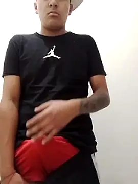 juan77xxx online show from February 17, 2026, 8:59 pm