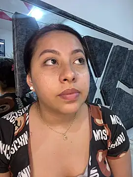 Emiily joee  online show from July 25, 2026, 9:23 pm