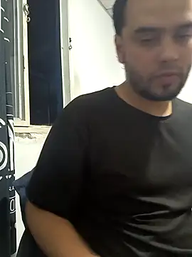 angel leon01 online show from February 21, 2026, 3:18 am