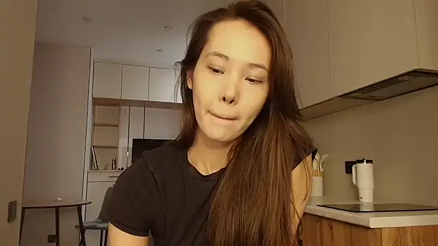 lilly sweeet online show from March 2, 2026, 4:03 am