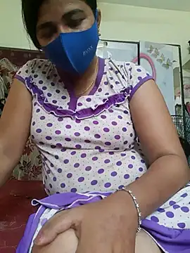 Snapshot of Tamil_Luckly_girl chatting on May 3, 2026, 6:30 am Tamil Luckly girl online show from May 3, 2026, 6:30 am