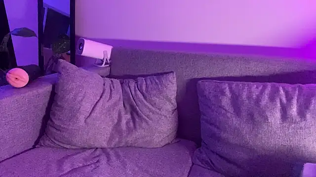 Snapshot of Heytincho chatting on February 23, 2026, 7:17 am Heytincho online show from February 23, 2026, 7:17 am