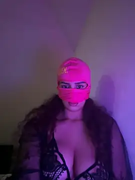 Esmeralda972 online show from February 16, 2026, 6:59 pm