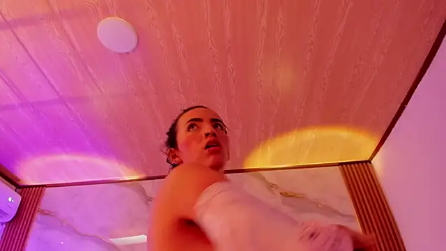 your whore Salome online show from March 25, 2026, 6:25 pm