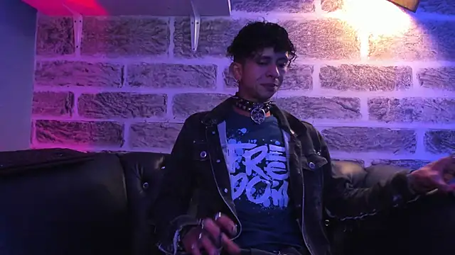 Snapshot of Maximoking26 chatting on February 26, 2026, 4:22 am Maximoking26 online show from February 26, 2026, 4:22 am