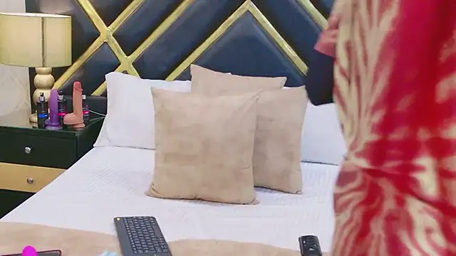 AntonellaEscudero online show from April 11, 2026, 8:02 pm