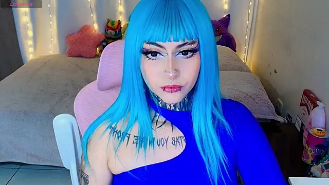 maliciaXpoison online show from June 5, 2026, 2:51 am