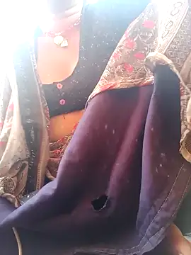 Soniya32 online show from February 26, 2026, 9:52 am