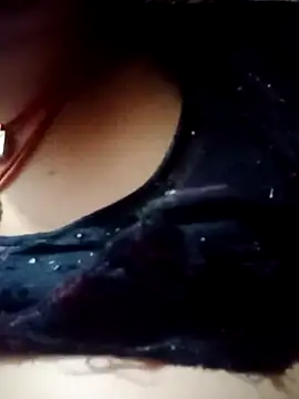 Soniya32 online show from April 10, 2026, 7:46 am