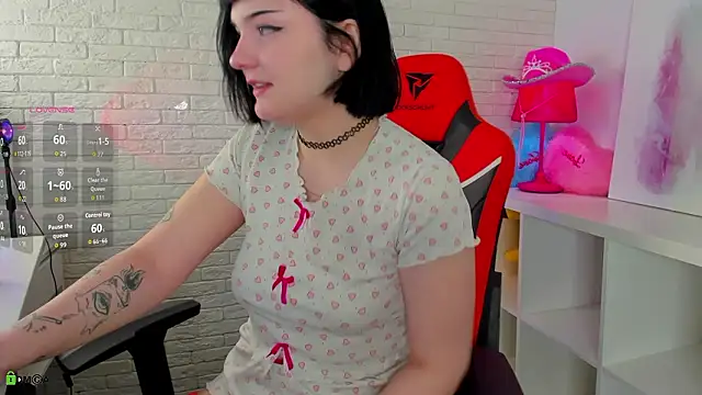 Snapshot of Riley_Reidy chatting on February 25, 2026, 1:37 am Riley Reidy online show from February 25, 2026, 1:37 am