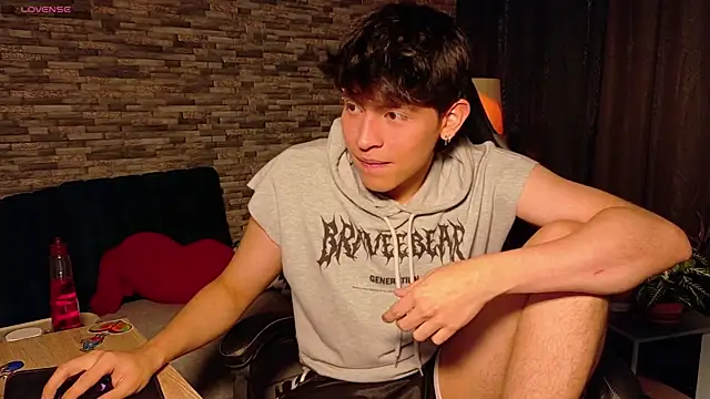  -Lucky-  online show from March 1, 2026, 9:06 pm