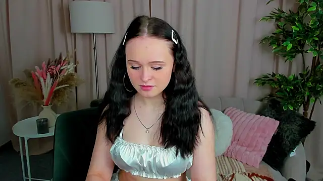 moonei online show from February 20, 2026, 4:40 pm