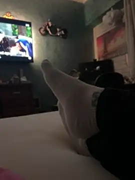 Snapshot of GirlSoftToes chatting on February 22, 2026, 7:56 pm GirlSoftToes online show from February 22, 2026, 7:56 pm