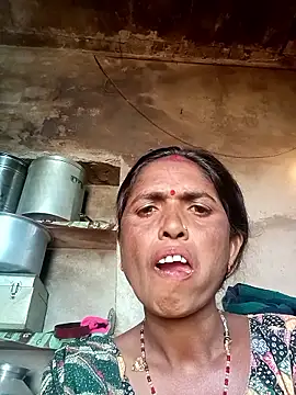 Hot re83 online show from February 25, 2026, 7:40 am