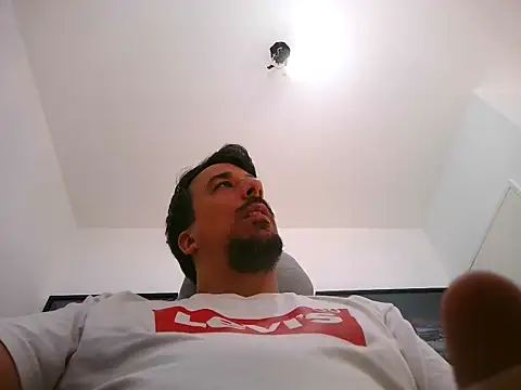 Loadedboyhot online show from March 4, 2026, 1:28 pm