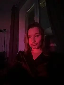 EmmaTurners online show from February 19, 2026, 7:10 pm