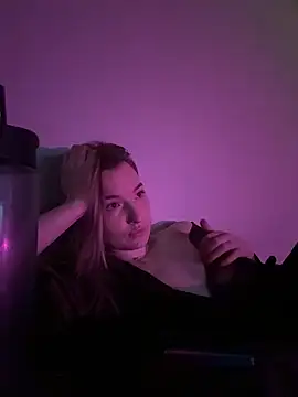 EmmaTurners online show from March 15, 2026, 6:14 pm