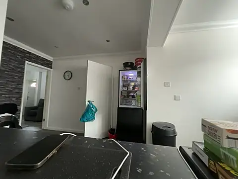 Snapshot of jadey19x chatting on February 18, 2026, 2:24 pm jadey19x online show from February 18, 2026, 2:24 pm