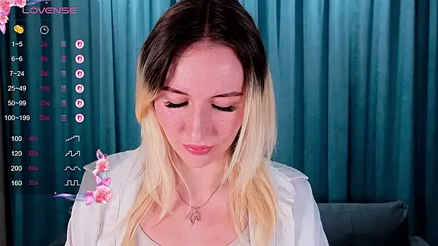 AshleyySchwartz online show from March 25, 2026, 2:34 pm