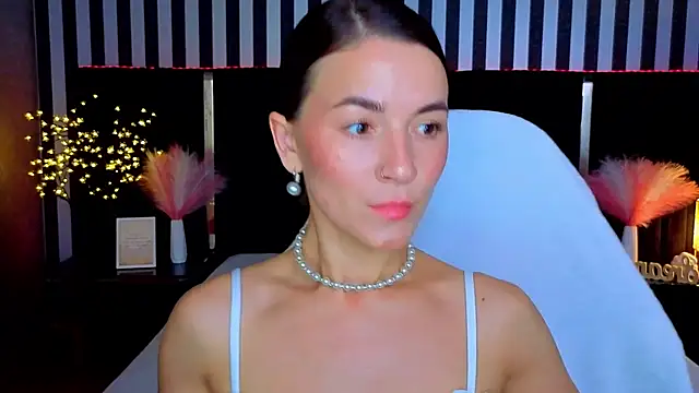 GracefulMichelle online show from June 27, 2026, 7:41 pm