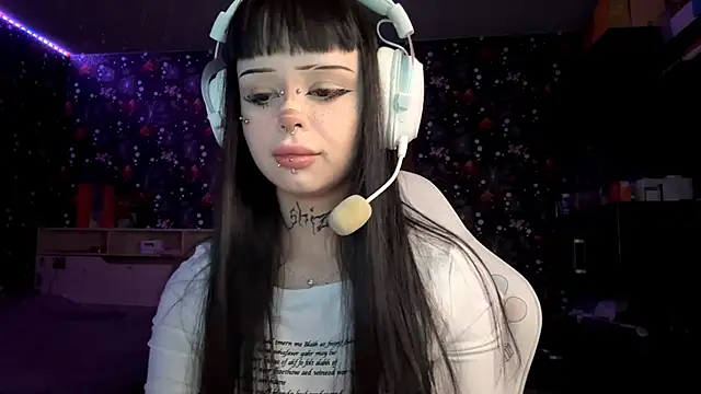 Luna Sohotti online show from February 19, 2026, 3:08 pm