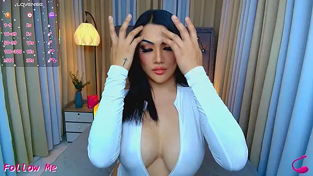 Laureen Hilton online show from April 13, 2026, 3:17 pm