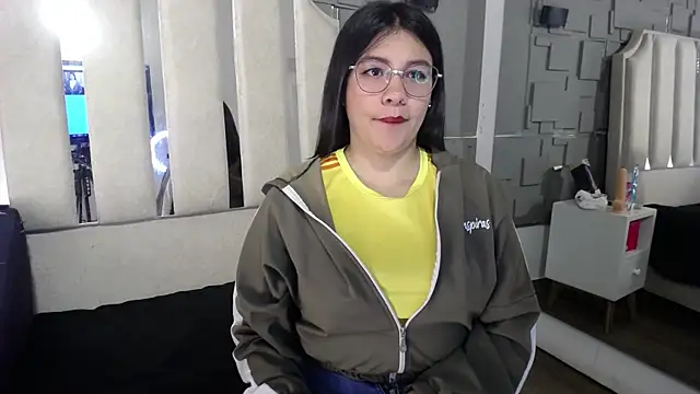 Snapshot of belen_green chatting on June 17, 2026, 11:01 am belen green online show from June 17, 2026, 11:01 am