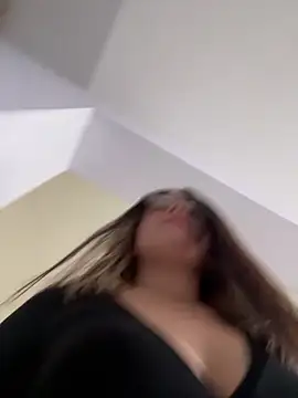 aleessiia online show from March 18, 2026, 2:42 pm