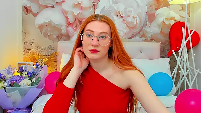 Snapshot of TinaHarp chatting on February 24, 2026, 1:31 pm TinaHarp online show from February 24, 2026, 1:31 pm