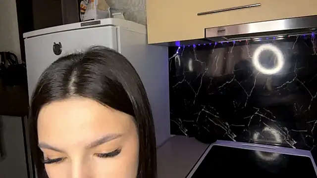 Kosandra k online show from April 21, 2026, 8:20 am