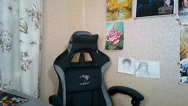 MilaTyan online show from April 19, 2026, 6:10 pm