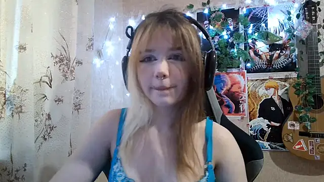 Snapshot of MilaTyan chatting on July 15, 2026, 3:06 pm MilaTyan online show from July 15, 2026, 3:06 pm