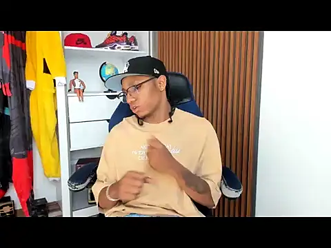 yandi hot online show from February 26, 2026, 2:27 pm