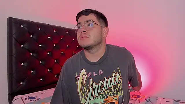 Snapshot of Joseph_connor5 chatting on March 1, 2026, 1:40 am Joseph connor5 online show from March 1, 2026, 1:40 am