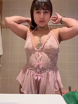 ProductiveCleat258 online show from April 15, 2026, 7:32 pm