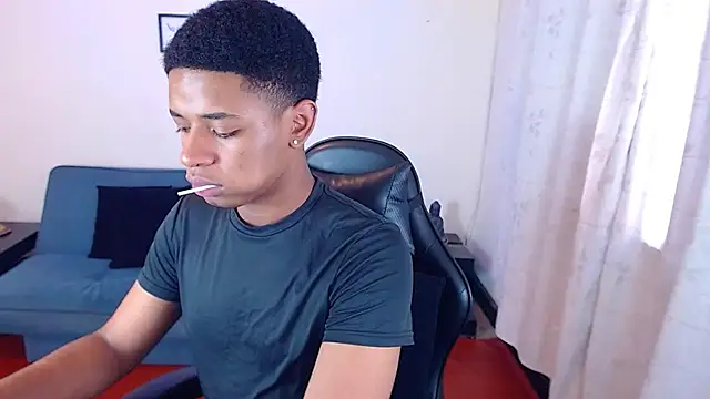 liiam3 online show from March 4, 2026, 8:48 pm