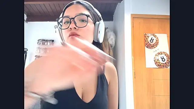 Katya 28 online show from March 4, 2026, 2:23 pm