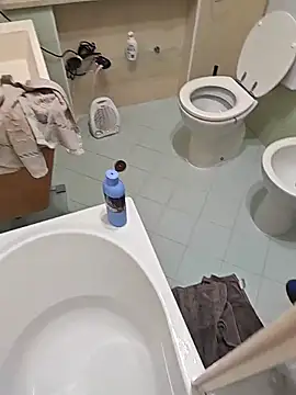 Snapshot of Galizio14 chatting on February 21, 2026, 5:14 pm Galizio14 online show from February 21, 2026, 5:14 pm