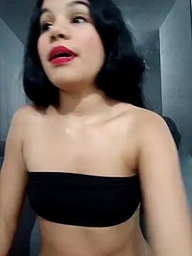 Snapshot of Little-Pussy19 chatting on February 26, 2026, 4:22 am Little-Pussy19 online show from February 26, 2026, 4:22 am