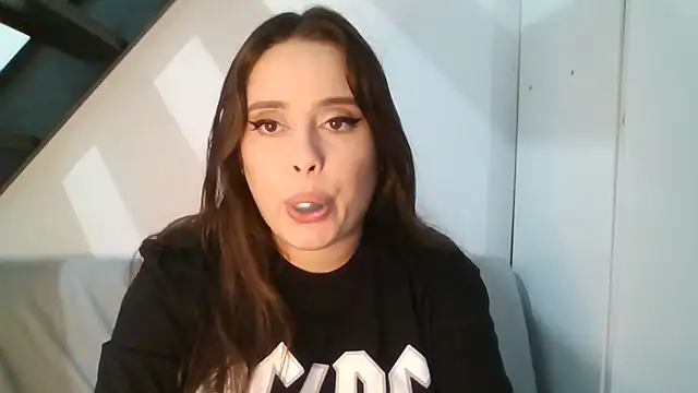 Snapshot of PutaYasmim chatting on February 28, 2026, 11:50 pm PutaYasmim online show from February 28, 2026, 11:50 pm