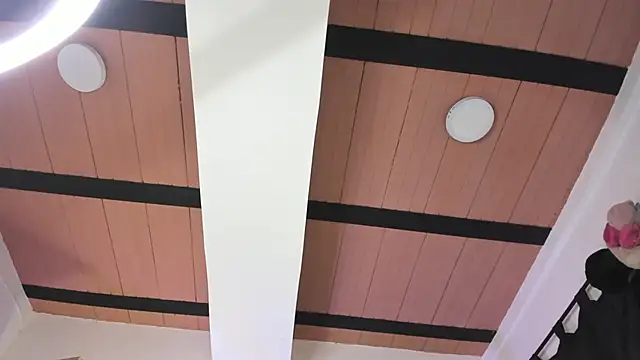 Helldy 666 online show from April 24, 2026, 3:20 am