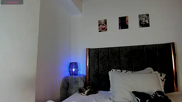 Helldy 666 online show from July 18, 2026, 6:23 pm
