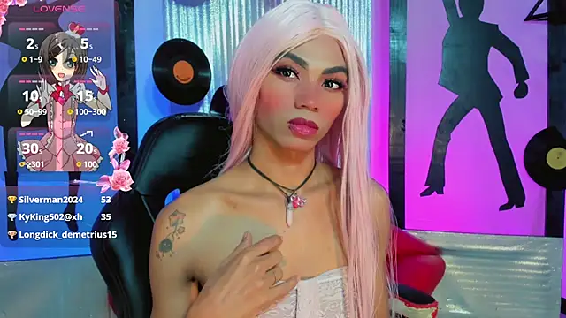 Snapshot of suzume_Mendez chatting on May 27, 2026, 11:07 am suzume Mendez online show from May 27, 2026, 11:07 am