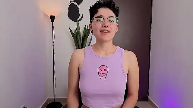 jeroharper  online show from July 13, 2026, 8:22 pm