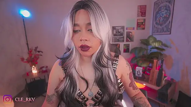 violette clerk1  online show from March 31, 2026, 7:47 pm