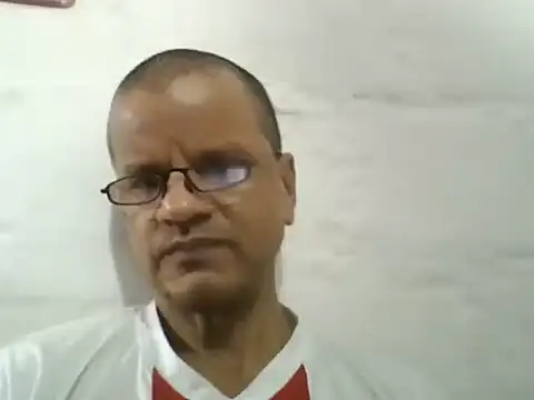 Snapshot of Roque-74 chatting on February 24, 2026, 8:40 pm Roque-74 online show from February 24, 2026, 8:40 pm