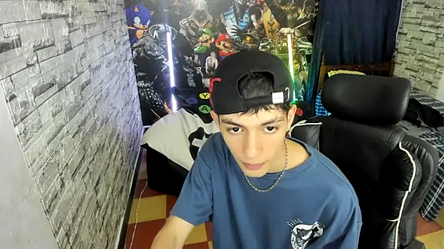 Snapshot of wex_077 chatting on February 26, 2026, 1:26 am wex 077 online show from February 26, 2026, 1:26 am