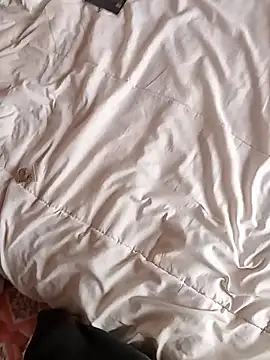 Snapshot of bigdicksmommy chatting on April 11, 2026, 12:20 pm bigdicksmommy online show from April 11, 2026, 12:20 pm